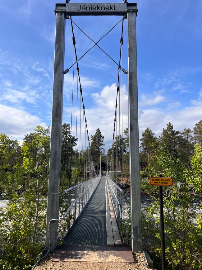 und viele Hängebrücken