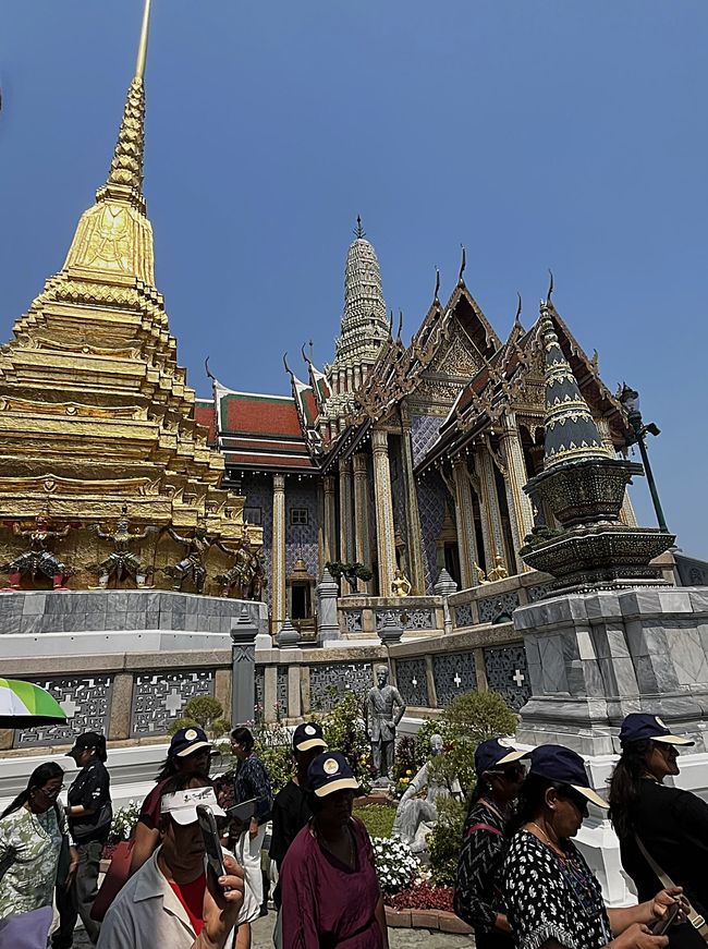 Der Tempel Phra Krao auf dem Palastgelände