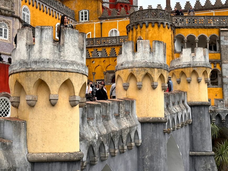 Ein Tag voller Entdeckungen in Sintra: Märchenhafte Paläste und kulinarische Genüsse