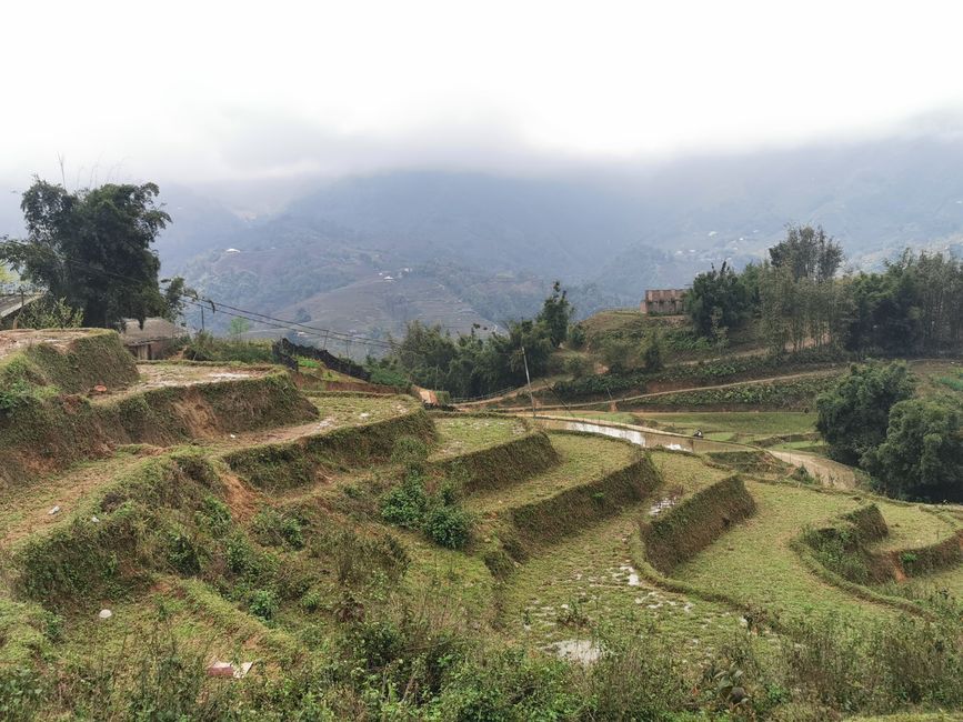 Hacia el norte montañoso hacia SaPa