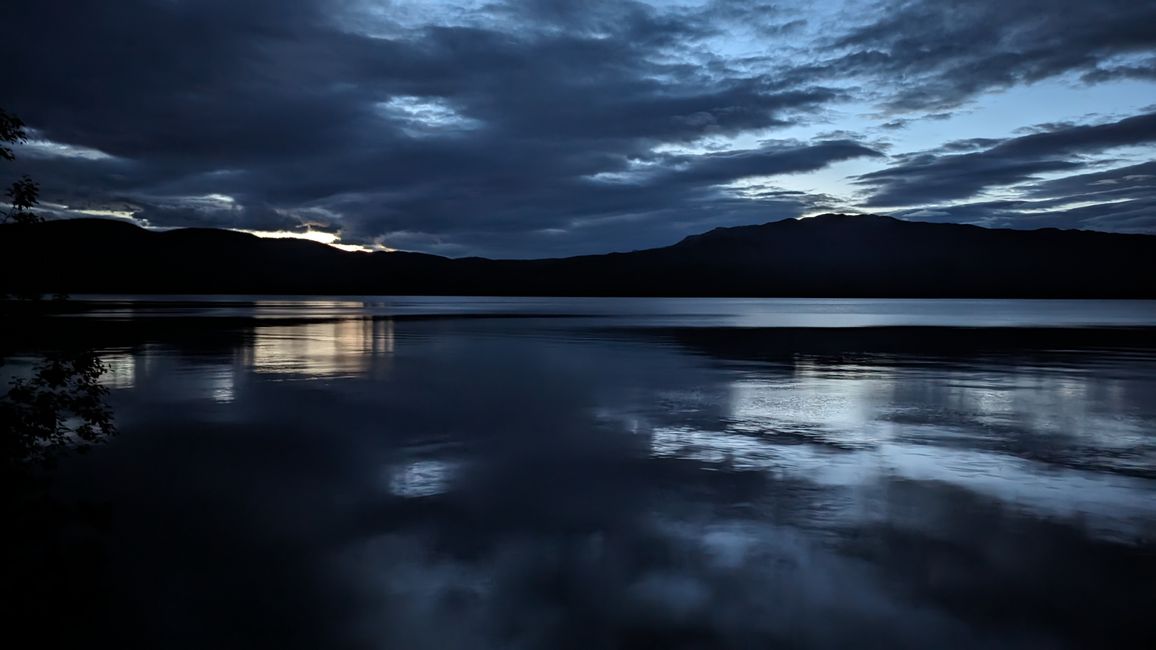 Blick auf den See um 23:30