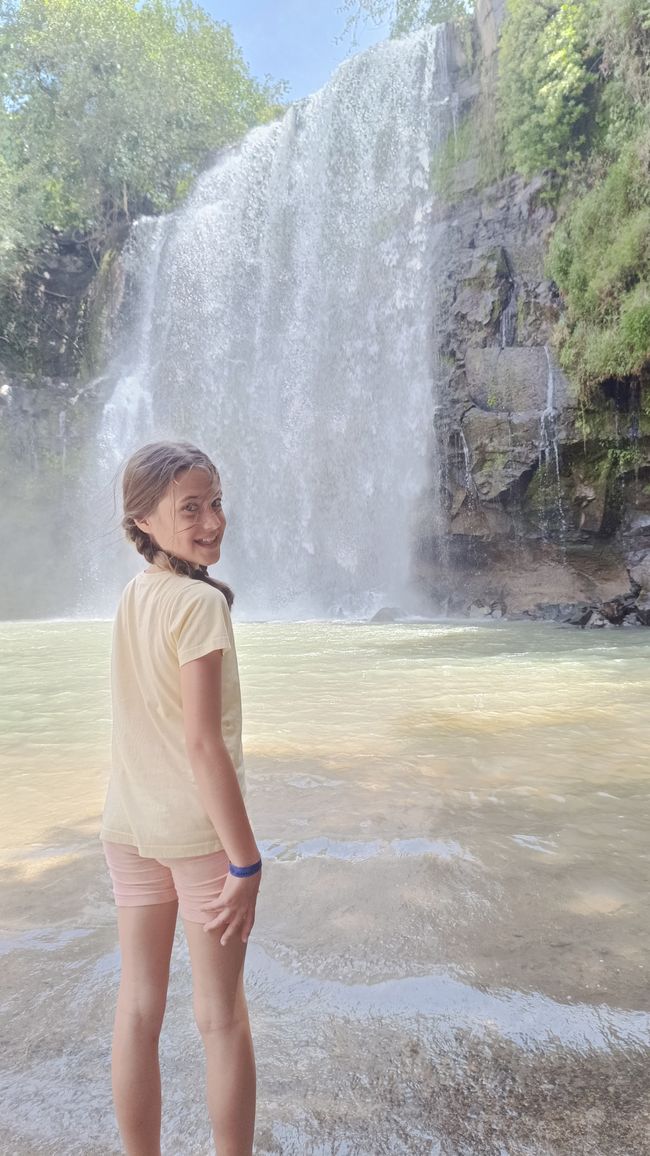 Costa Rica_ Fahrt zur Ranch + Wasserfälle