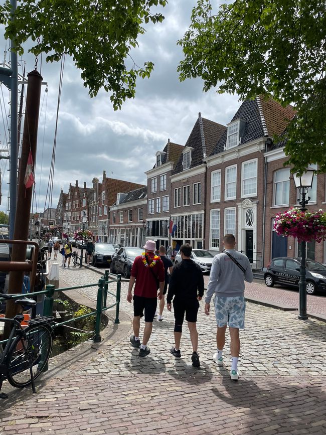 2. Die Reise nach Benelux