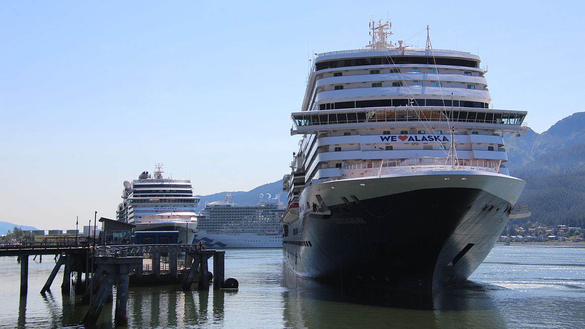 Etiqueta 24: Viaje a Juneau: Erupción de glaciares y 20.000 turistas