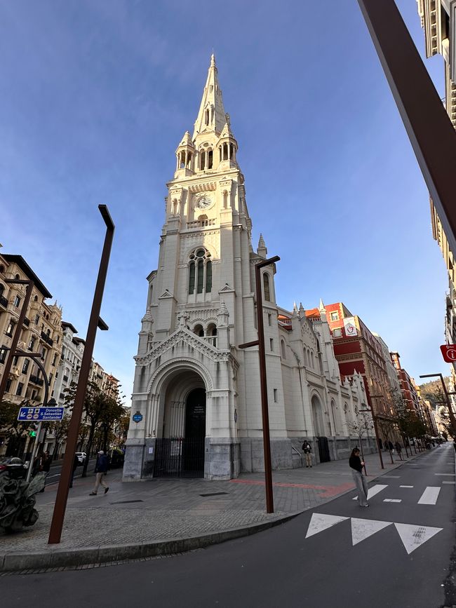 Bilbao, Giorno 2: Arte Moderna, Architettura e Strade Vivaci