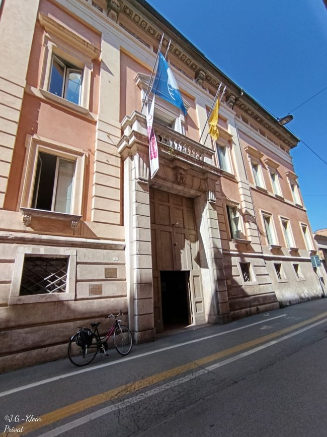 Palazzo Rasponi dalle Teste