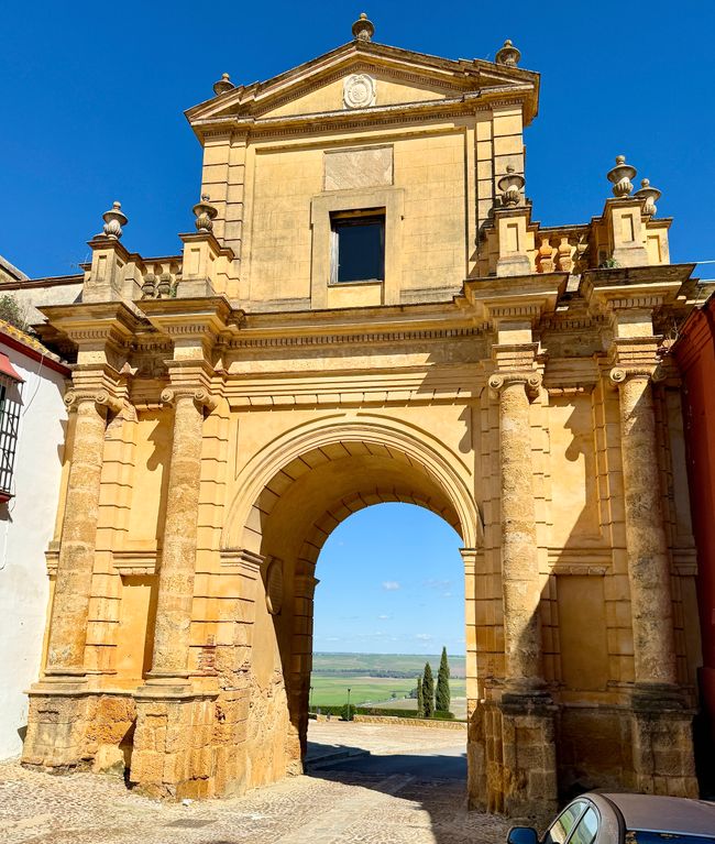 Das Tor von Cordoba in seiner ganzen Pracht.