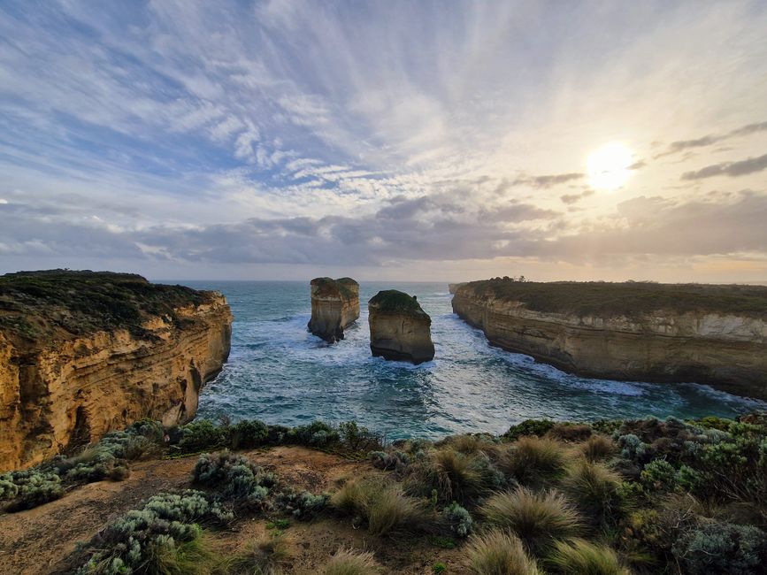 12 Apostles, Great Ocean Road to Melbourne