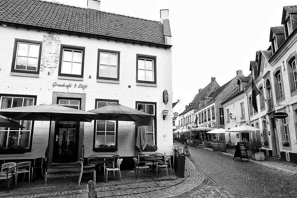 Die weiße Stadt Thorn mit dem Flussliesel-Pflaster