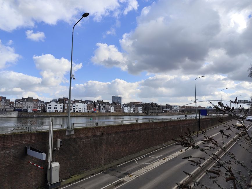Une petite belle pause à Maastricht (Pays-Bas) après un rendez-vous à Aix-la-Chapelle (D)