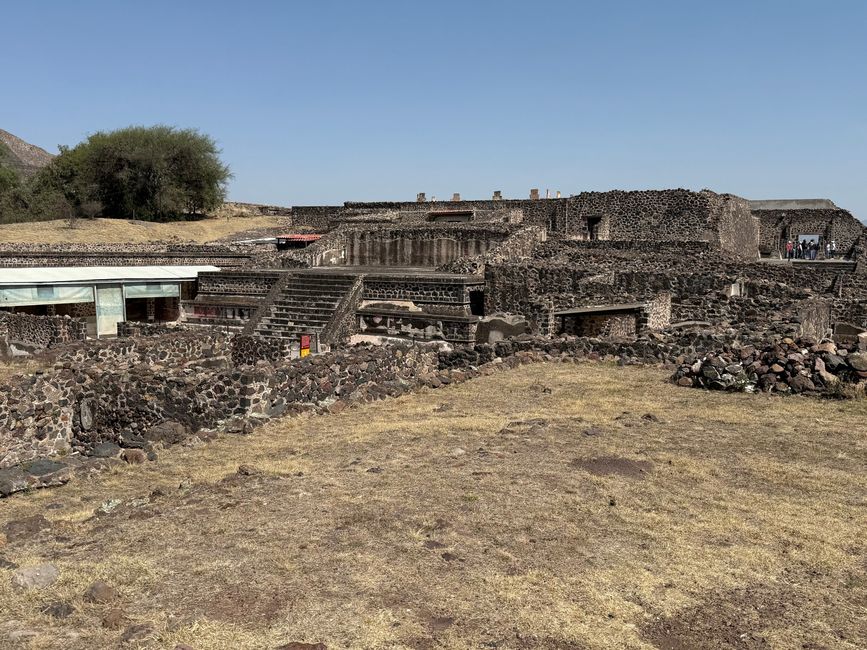 Ruinas del Palacio Quetzalpapalotl