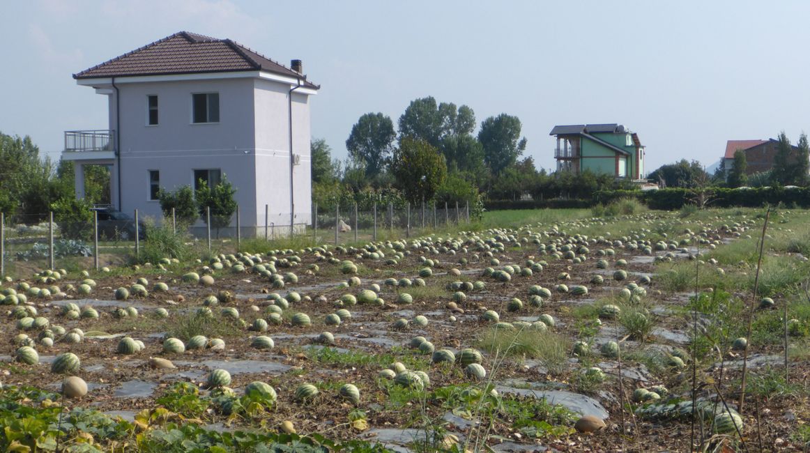 Albanien Teil 1
3.9.2024 
Von Durrës nach Valbone