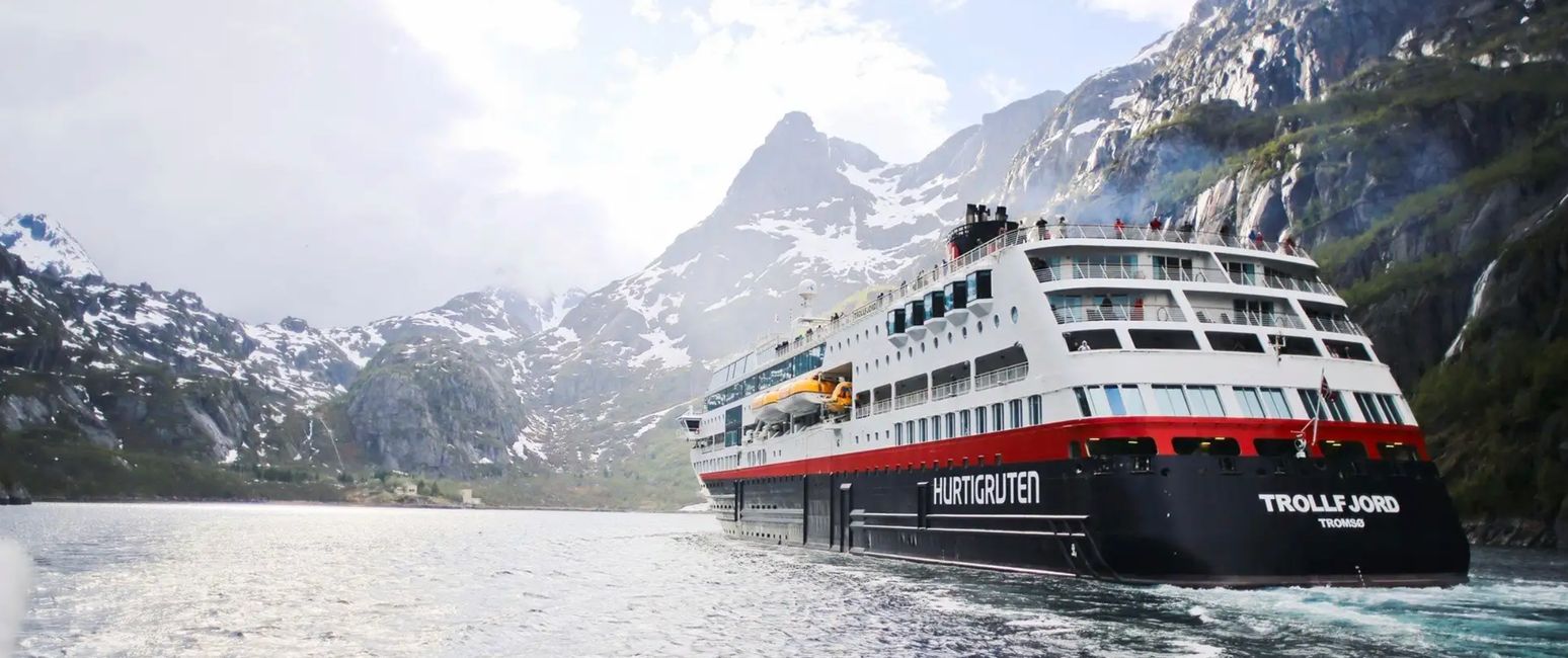 MS TrollfjordL
