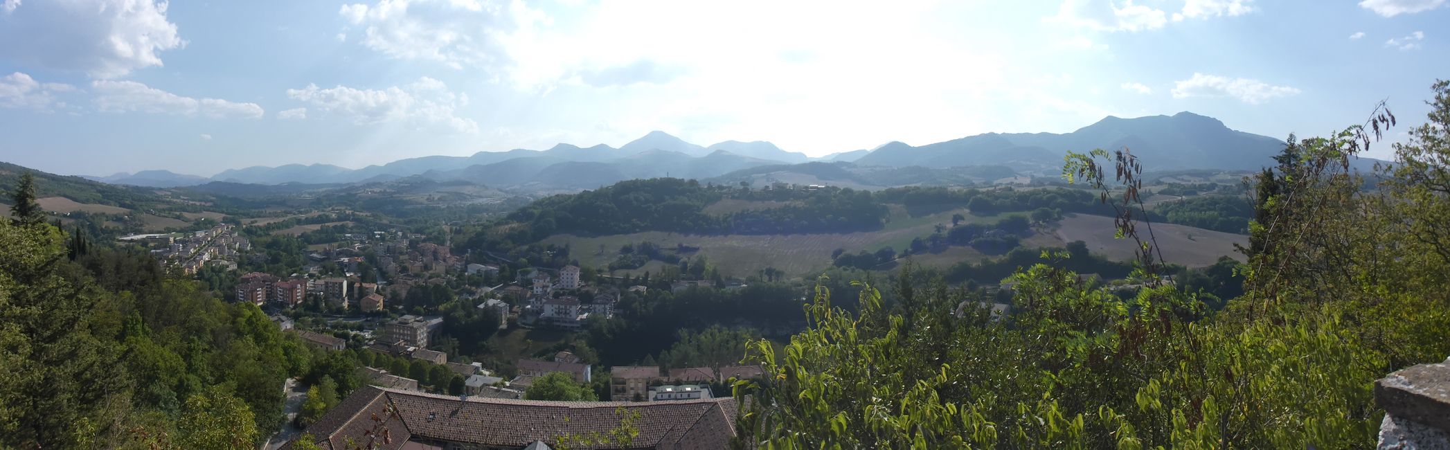 Rundherum hohe Berge 