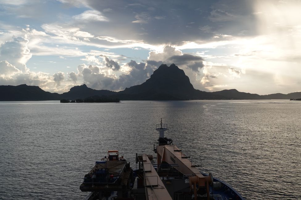 Approccio a Bora-Bora