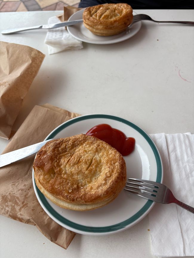 The most famous beach and the bleakest campsite in New Zealand - 90 Mile Beach