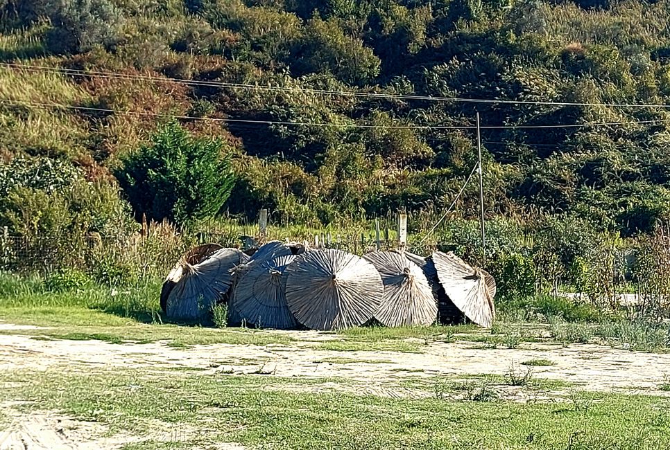 Impressioni sulla spiaggia a Karpen