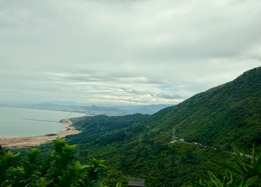 Sur le col de Nuages vers Hoi An