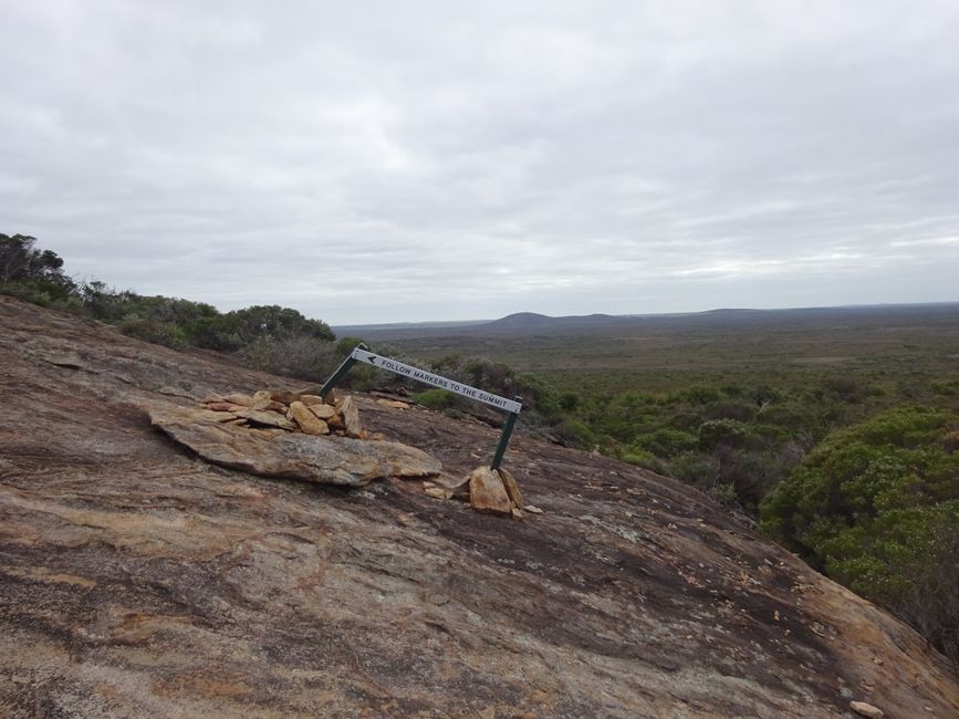 Start of the steep ascent to Frenchman Peak