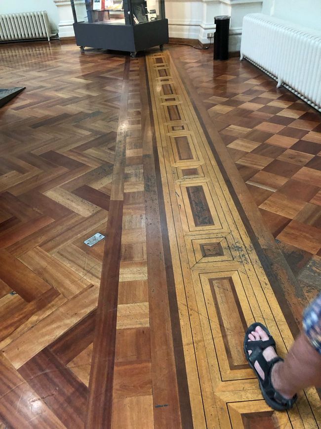 Intarsia floor