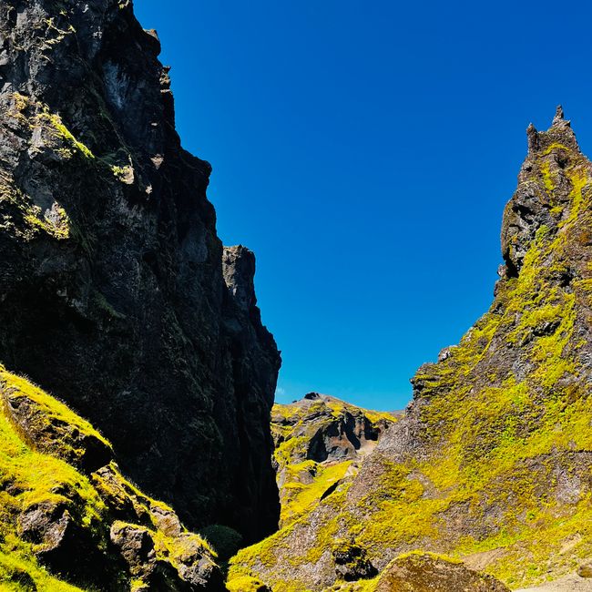 Sveinstindur und Pakgil
