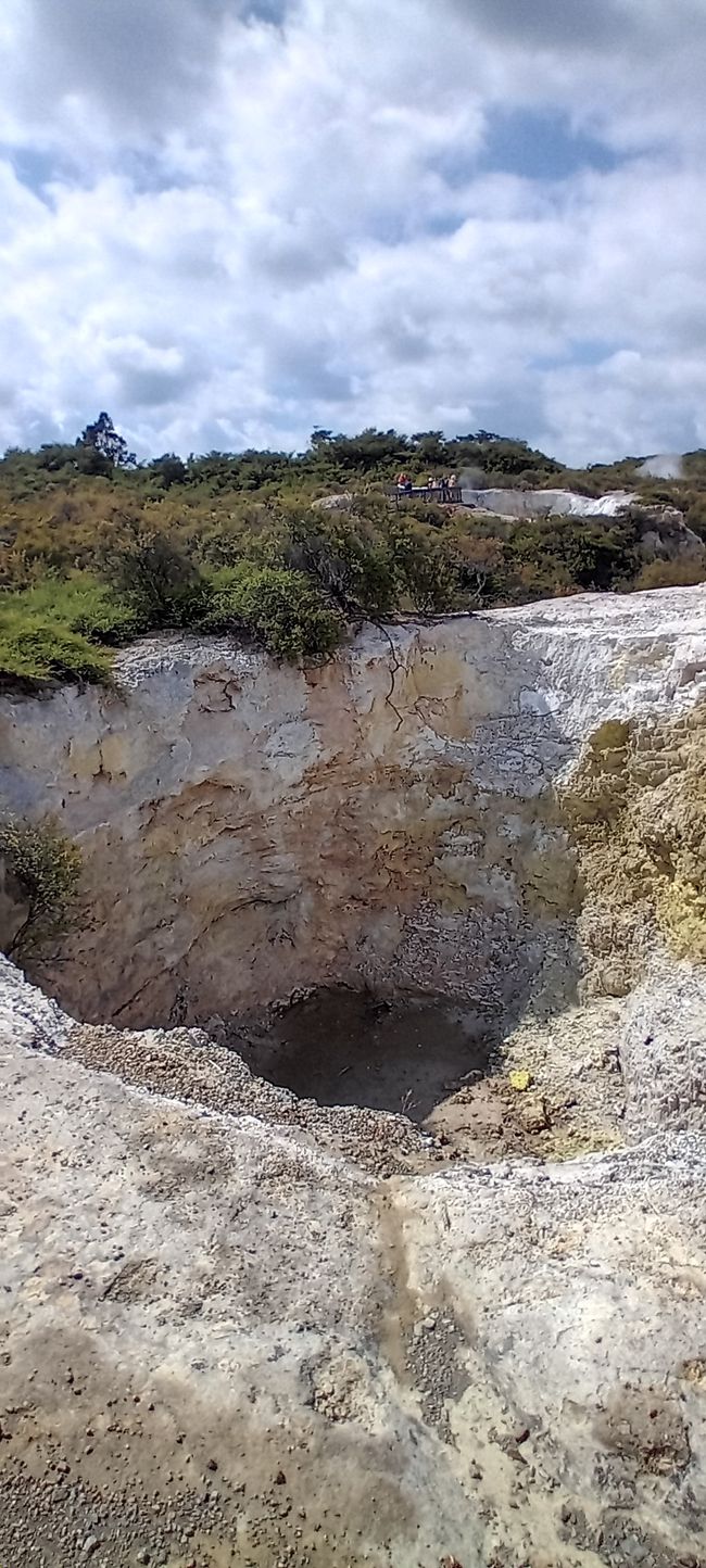 Wai-O-Tapu / Rotorua