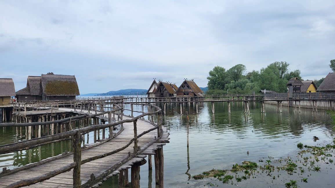 Bâtiments en pieux à Unteruhldingen - Âge du bronze