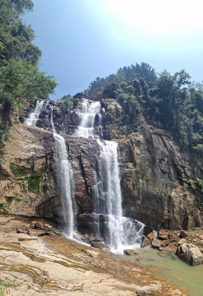 Kandy - Diente de Buda y 'la santa oásis de paz y iluminación'.