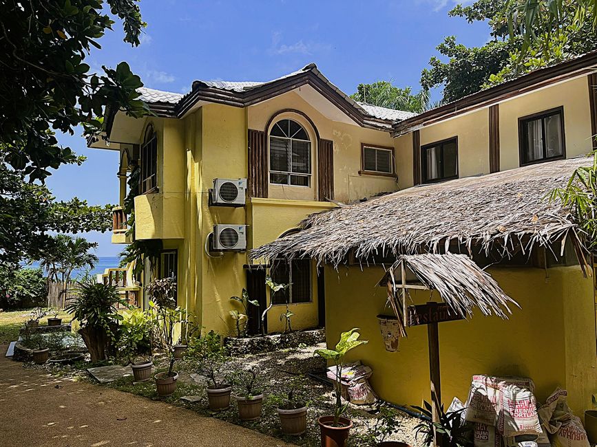Tahanan Resort