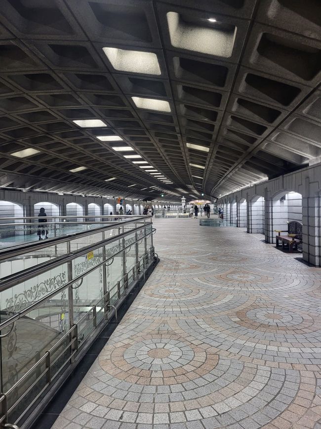 Metro Station bei Gyeongbokgung