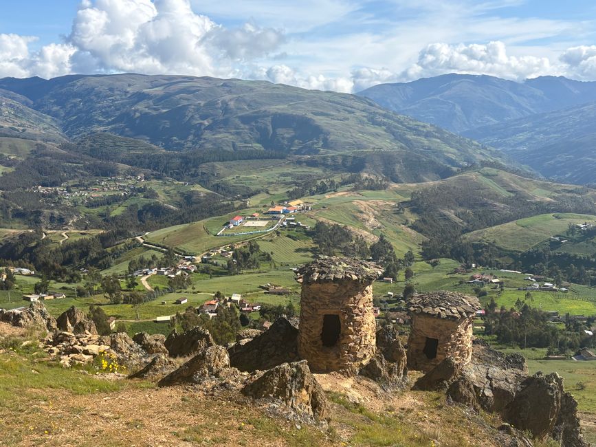Chullpas de Ninamarca