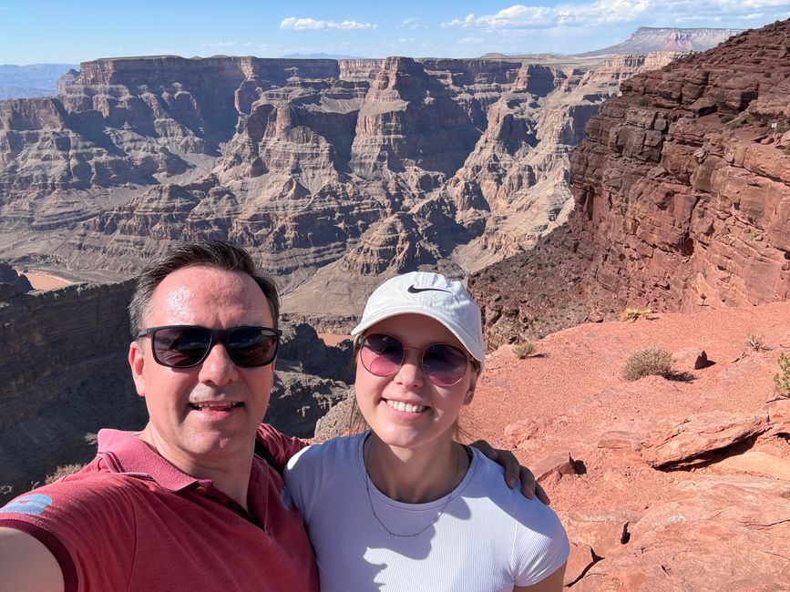 Day 3 - 1.9.2024
Grand Canyon Skywalk & Guano Point