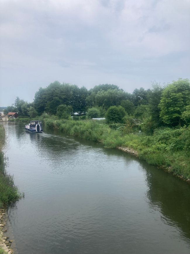 Landregen und Fallada begleiten mich durch die Feldberger Seenlandschaft