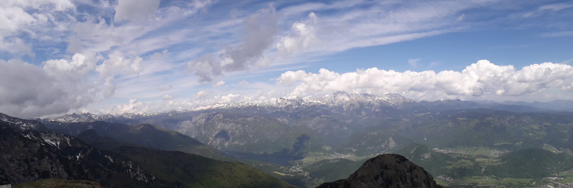 aussicht auf den Triglav, sloweniens höchster Berg mit fast 2900m!