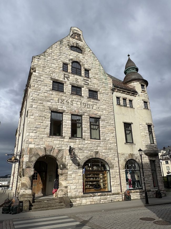 #3/6 - AIDAnova - Ålesund
