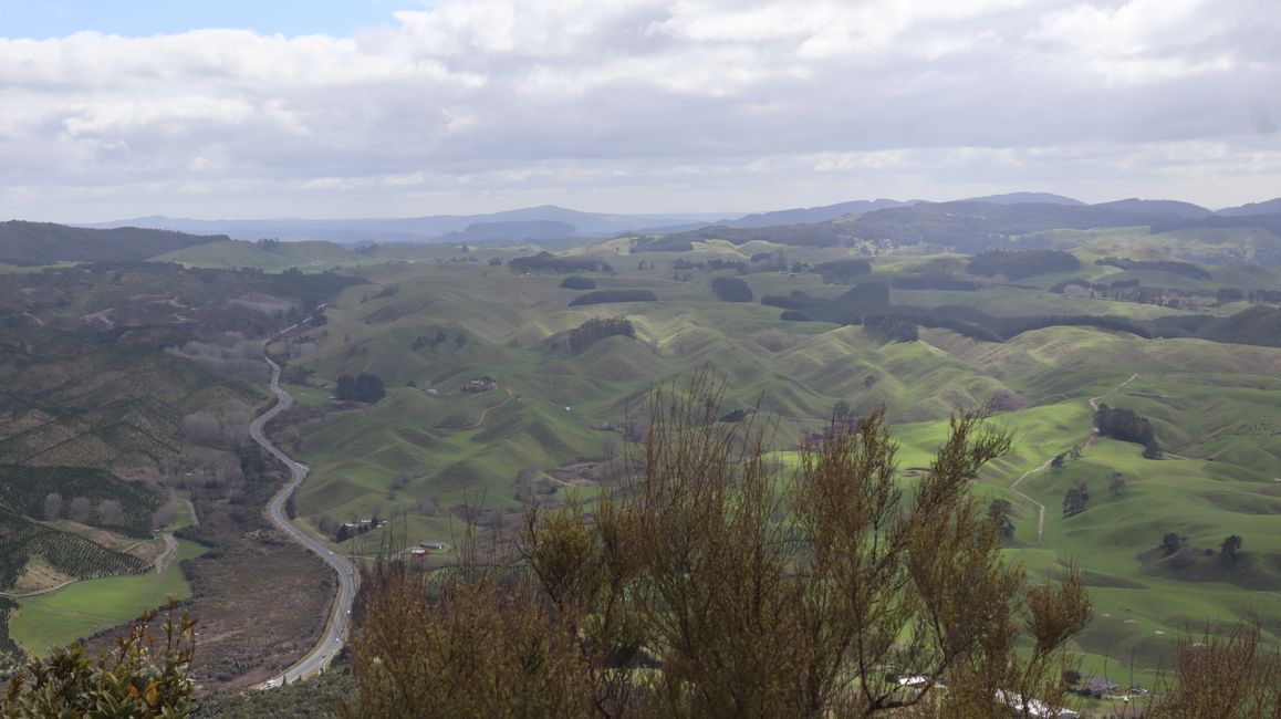 Blick von Rainbow Mountain auf die Landschaft