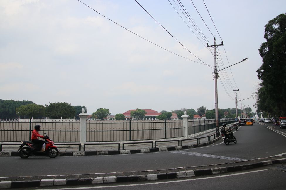 Etiqueta 3: En camino a Yogyakarta