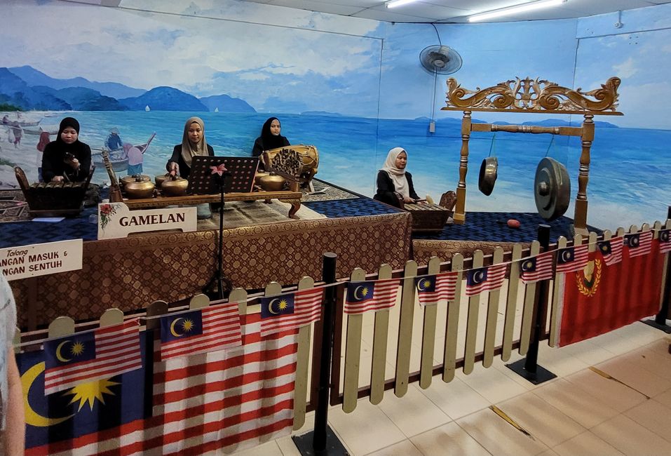 Jour 119 sur 175 : Croisière autour du monde - Langkawi/Malaisie