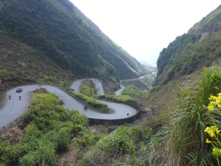 An der Passhöhe Dốc Thẩm Mã, 1000m