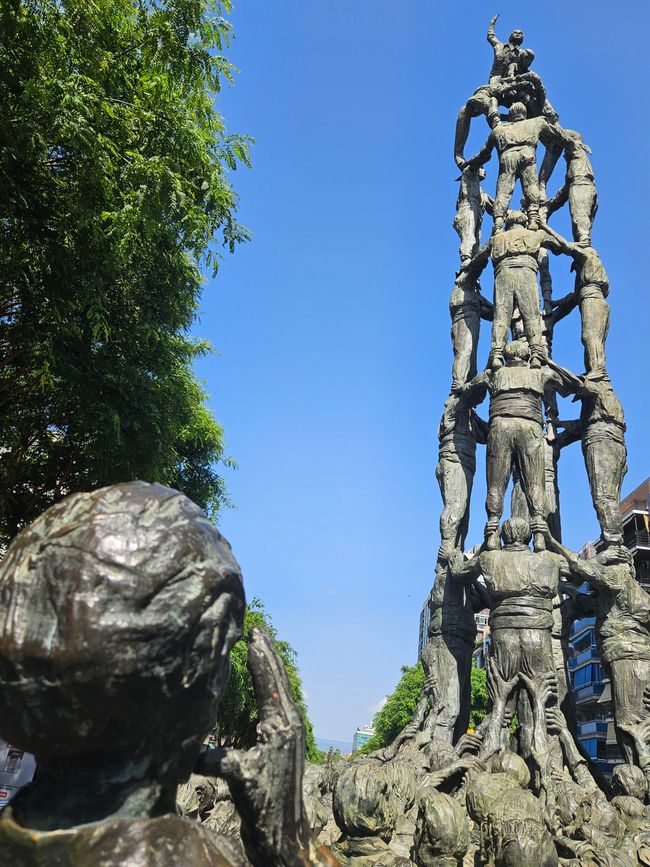 Menschenpyramide auf den Ramblas 