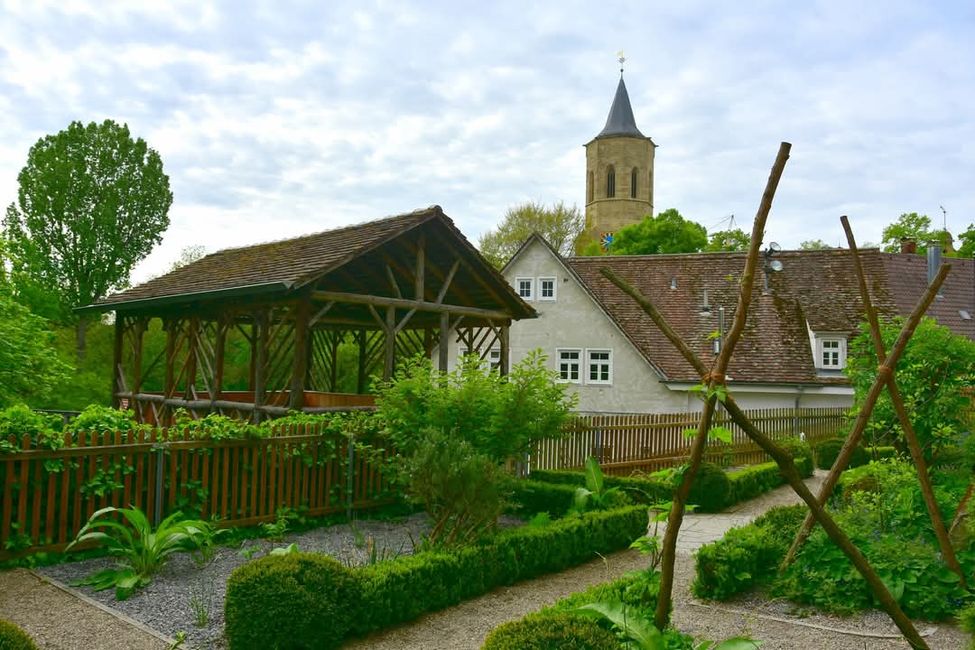 Fachwerk, Kunst und Kettensägen