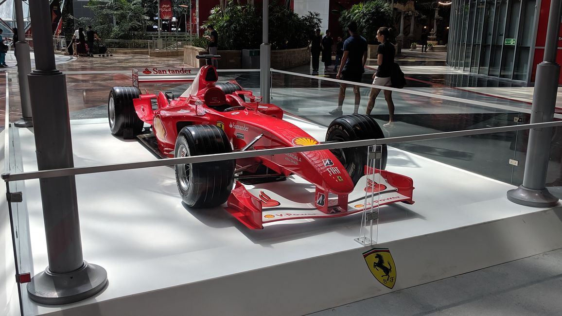 Étiquette 7 (2019) Ferrari World