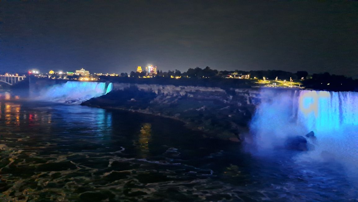 Cascate del Niagara di Notte