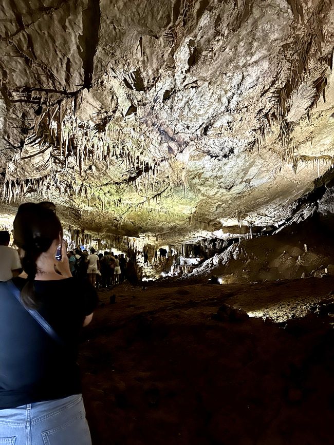 Tropfsteinhöhlenbesichtigung in Georgien - Prometheus Cave