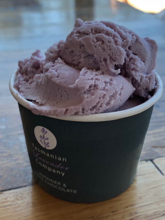 Das passende Eis dazu: White Chocolate mit Lavendel