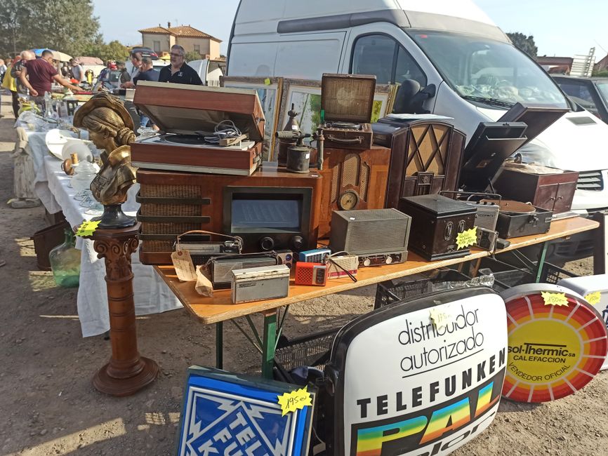 Mercadillo de 2ª mano "l'Encant de l'Empordà" (Verges, Baix Empordà, Girona)