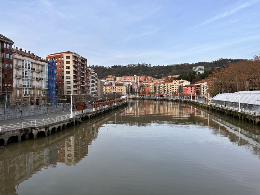 Bilbao, Giorno 2: Arte Moderna, Architettura e Strade Vivaci