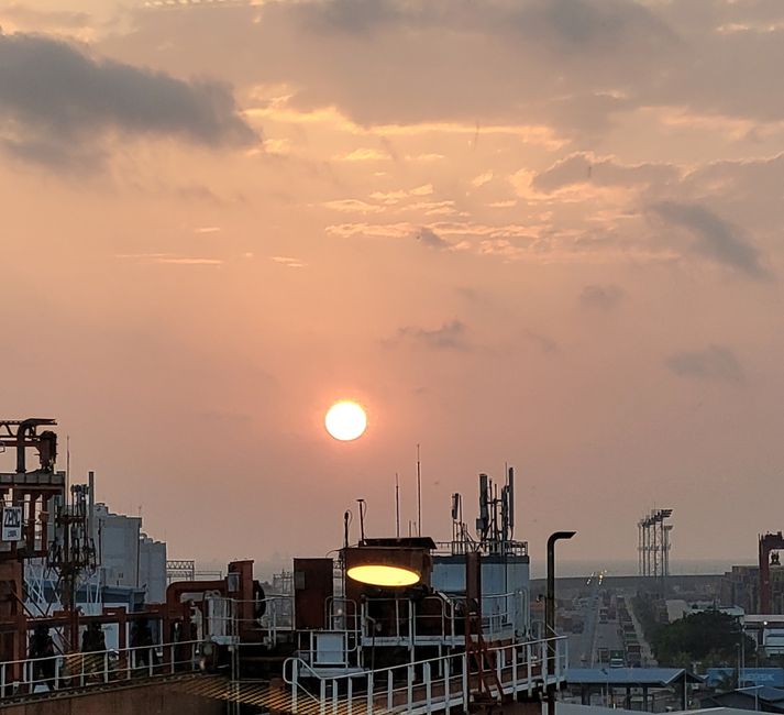 Tag 124 und 125 von 175: Kreuzfahrt rund um die Welt - Colombo/Sri Lanka und Seetag
