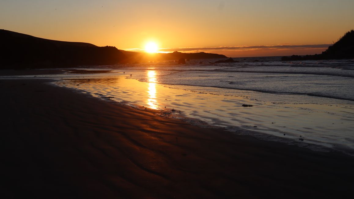 Letzter Sonnenuntergang am Meer für eine Weile