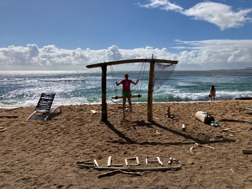 D 20 - 7am Yoga, oceanfront bfast at LavaLava, more running and a nice swim in a pool all to myself 